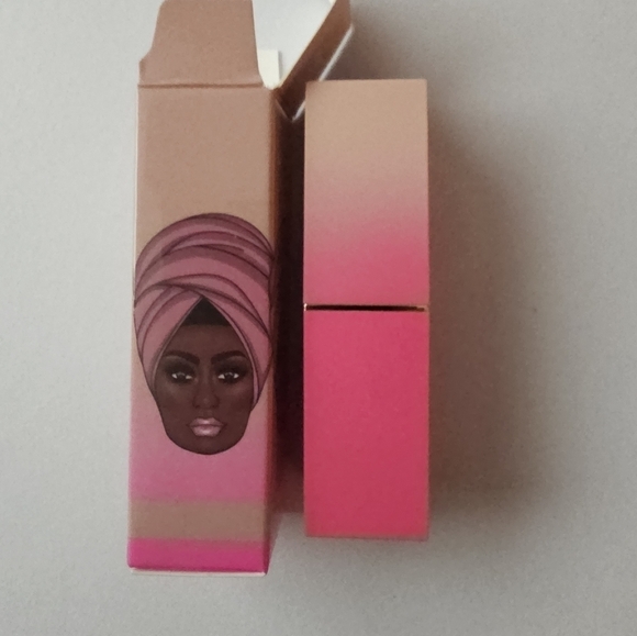 🔹️Juvia's Place 🔹️Velvety Matte lipstick in 2020 NEW - Picture 5 of 6